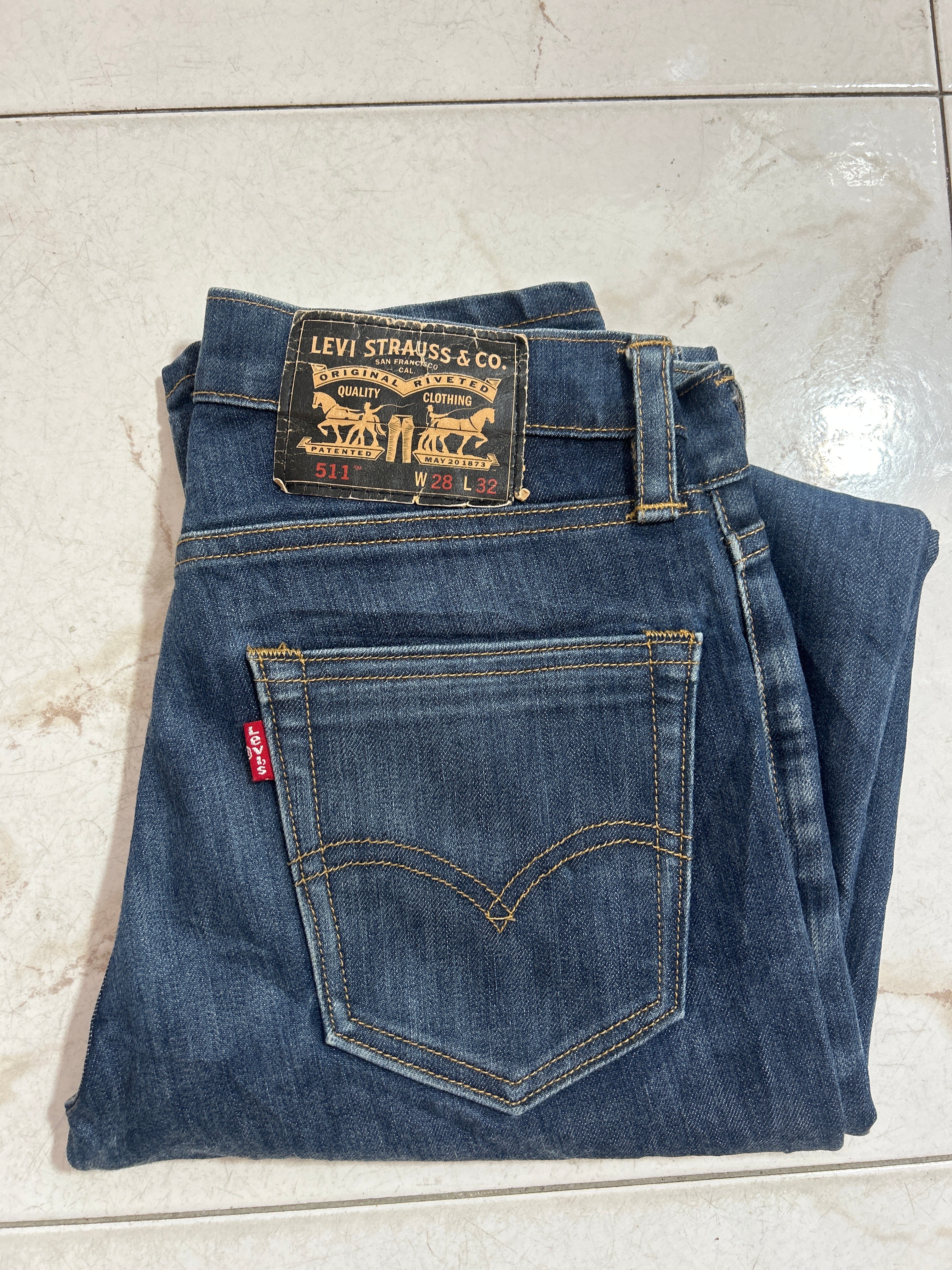 Levi’s 511 Slim Fit-Taglia W28 L32 42 IT / 38 EU #06