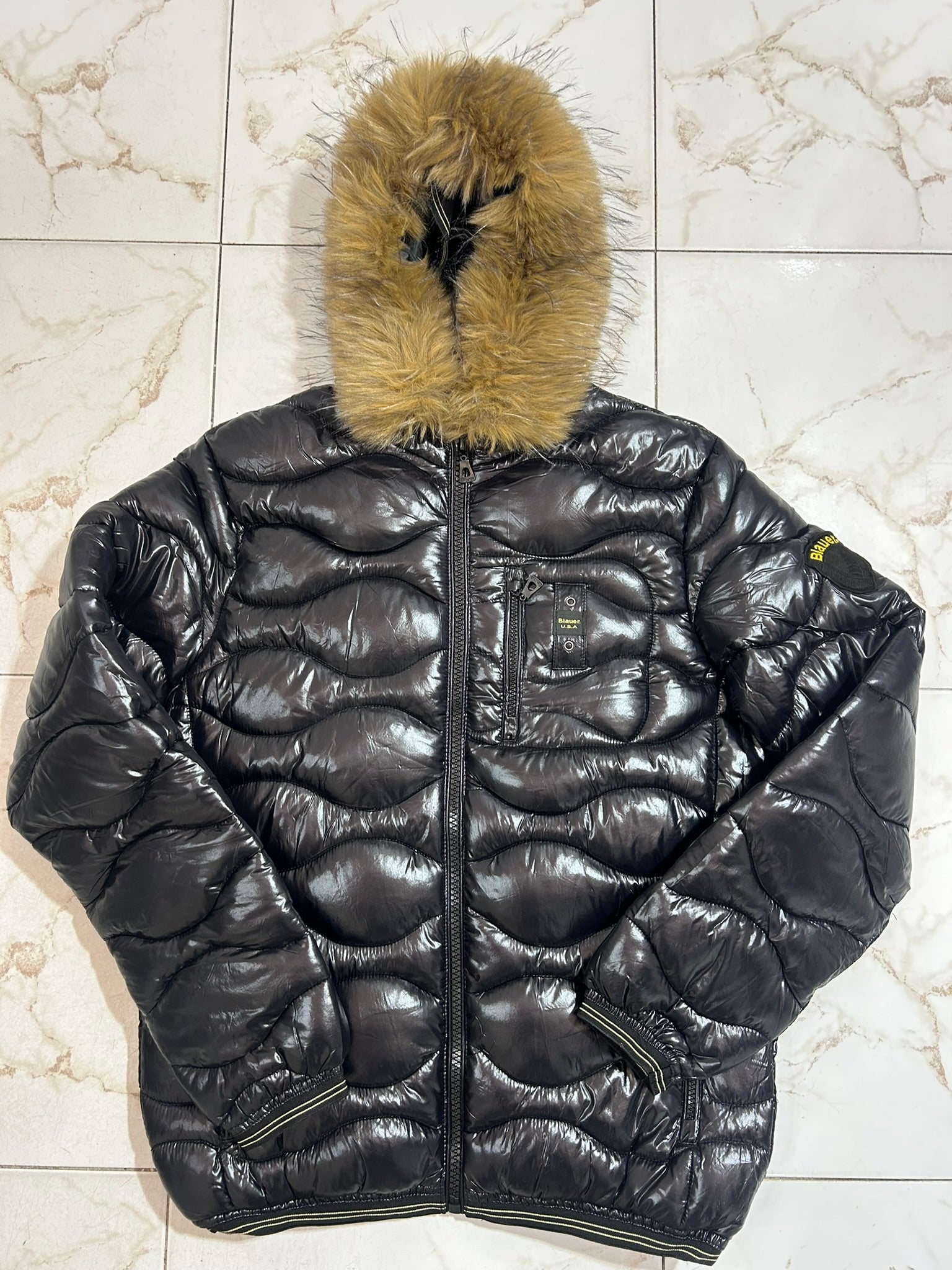 PUFFER INVERNALE CON PELLICCI A