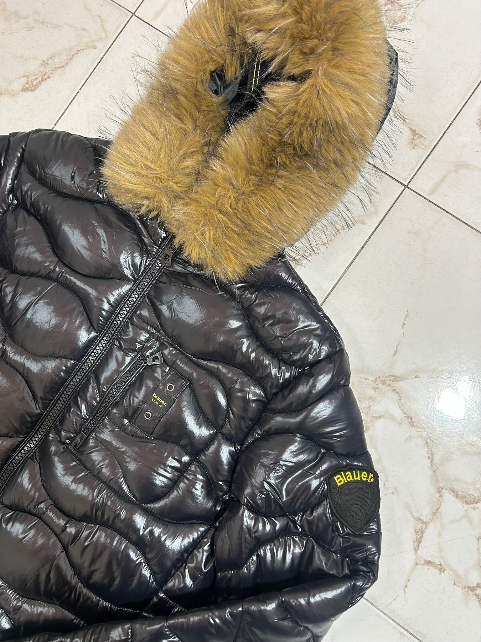 PUFFER INVERNALE CON PELLICCI A