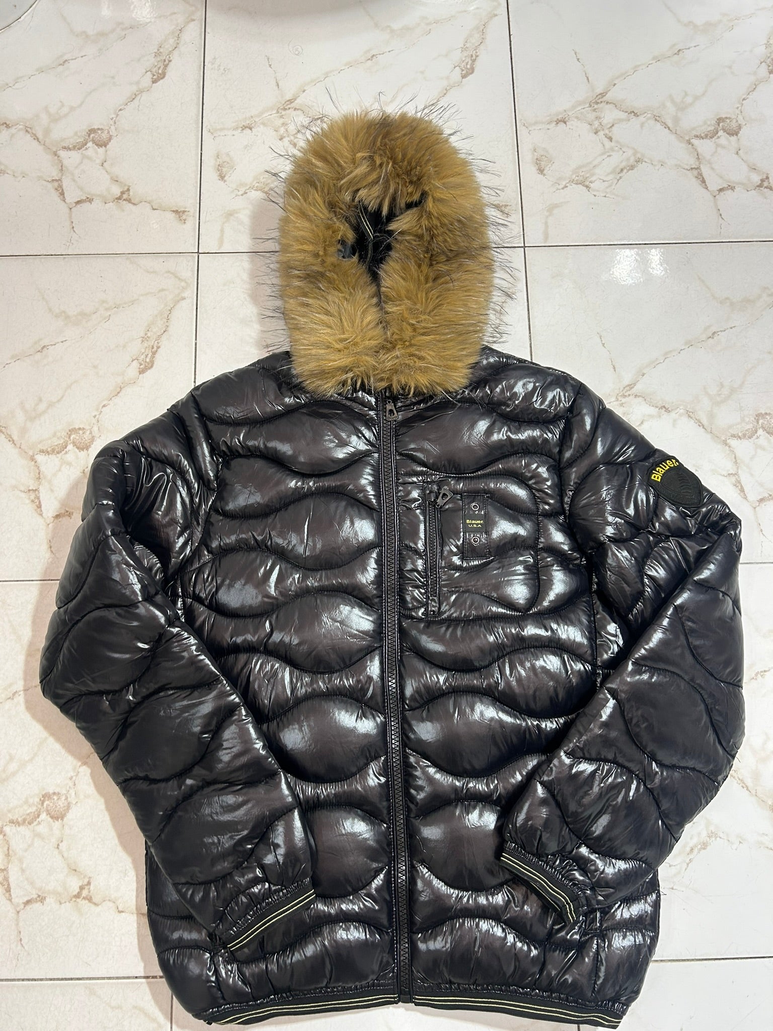 PUFFER INVERNALE CON PELLICCI A