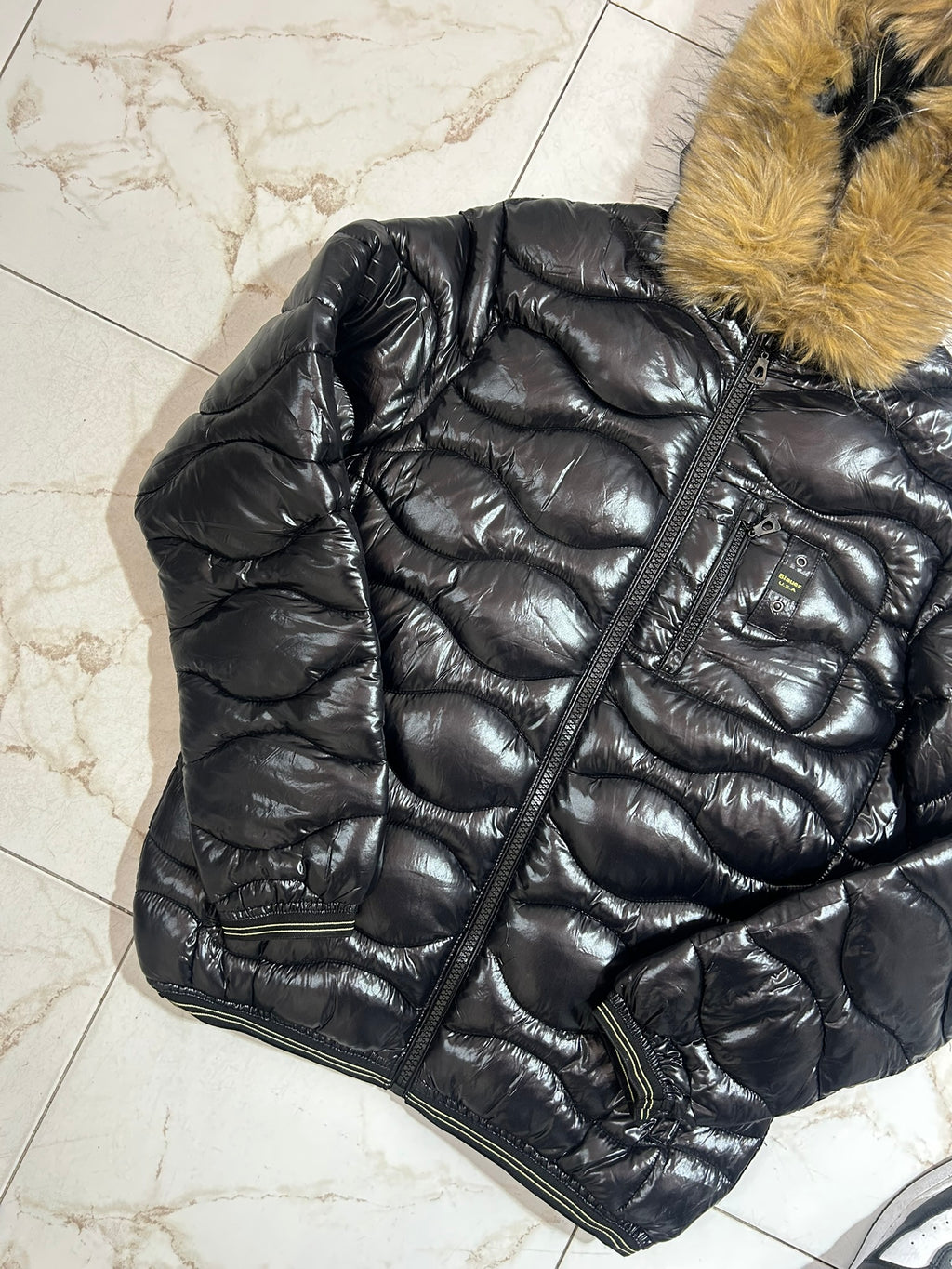 PUFFER INVERNALE CON PELLICCI A