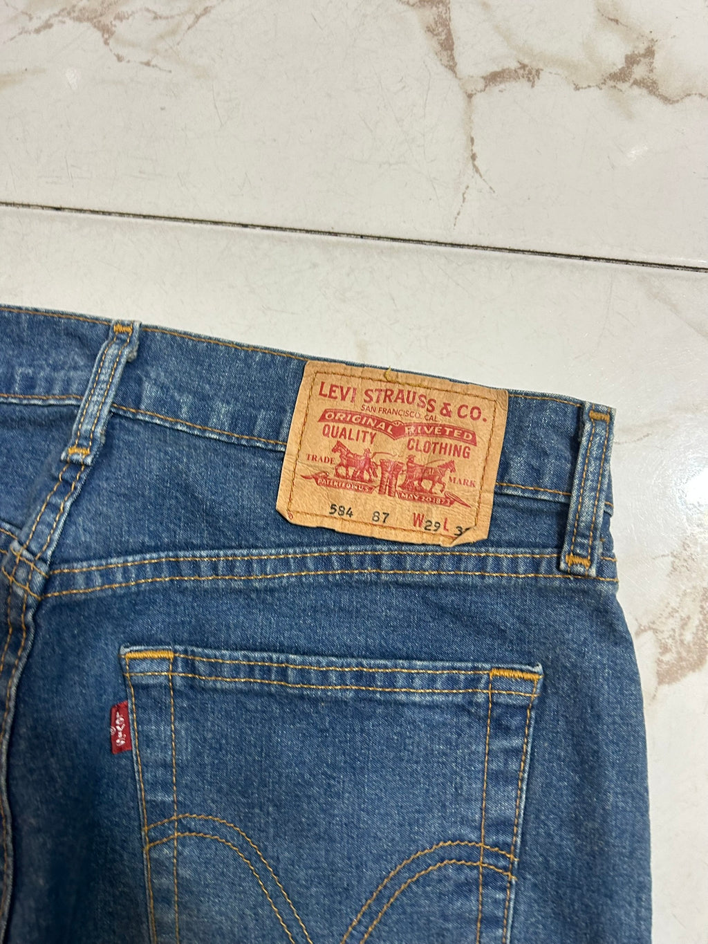 Jeans Levi’s 584 – Taglia IT 42 (W29 L32)