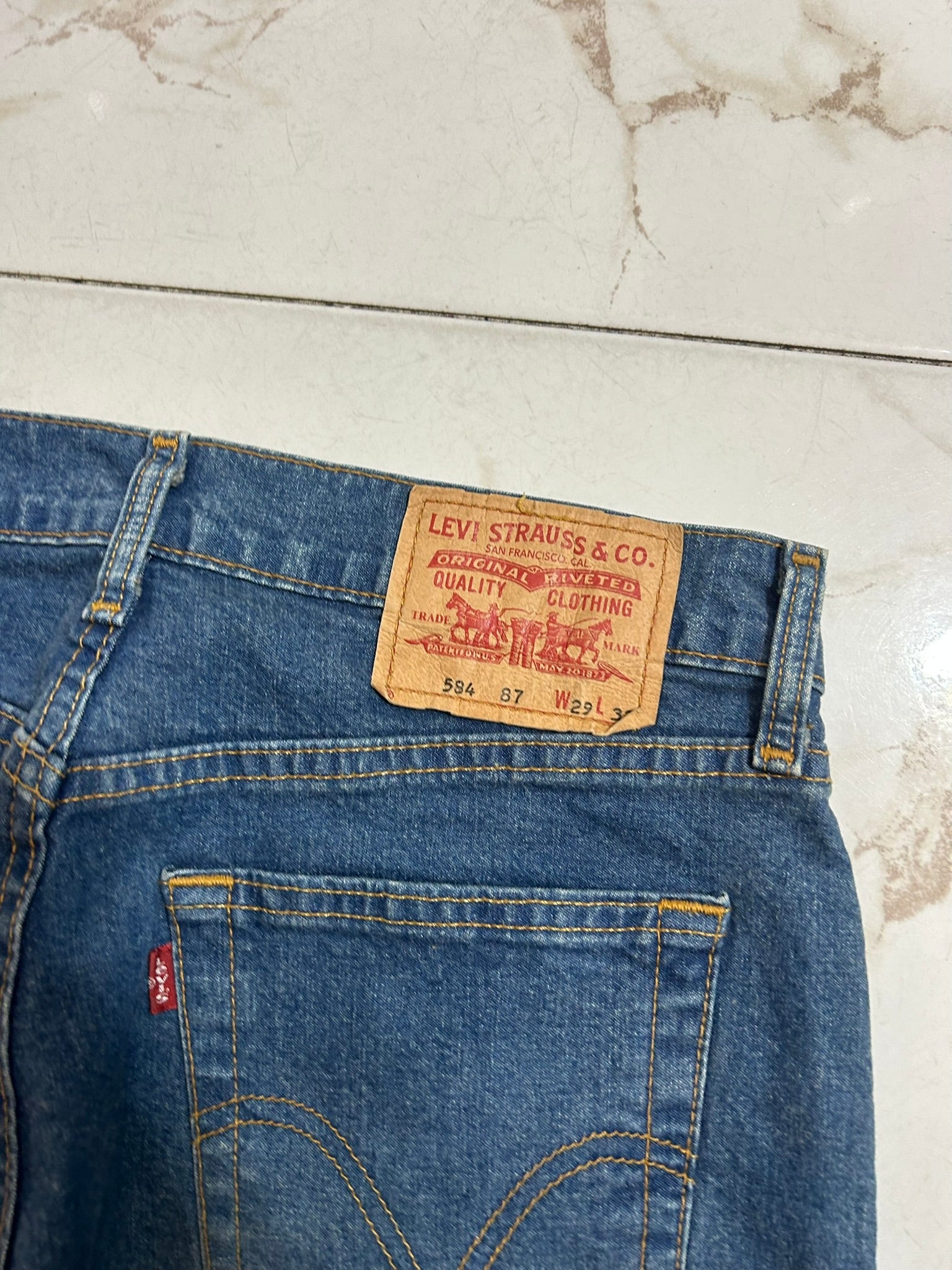 Jeans Levi’s 584 – Taglia IT 42 (W29 L32)