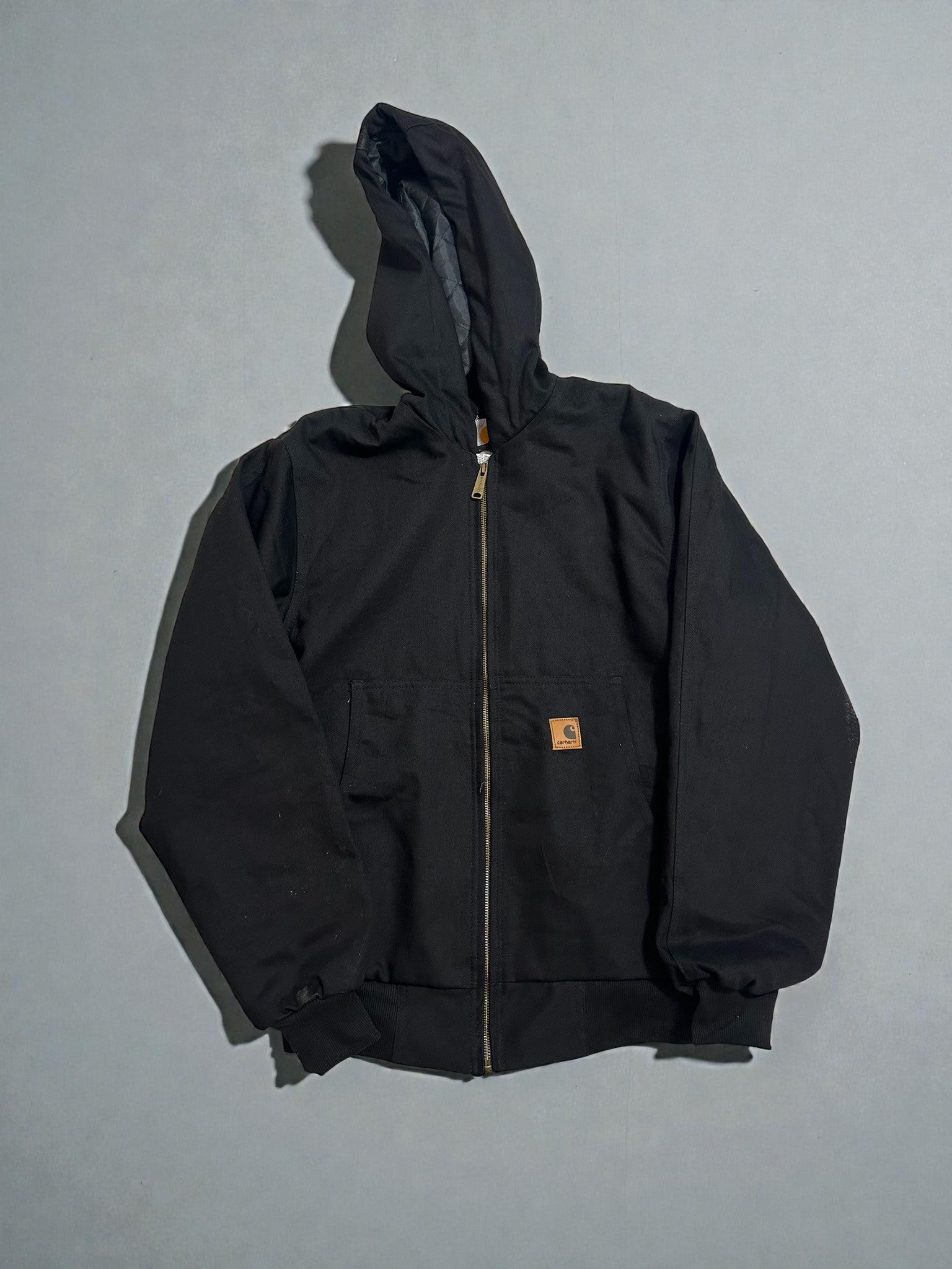 Carhartt Active Jacket Rework – Pezzo Unico, Iconico e Resistente