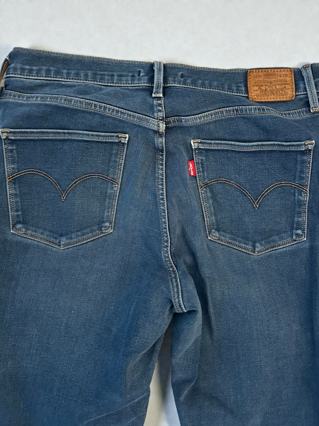 Jeans Levi’s 312 Shaping Slim – Taglia IT 44